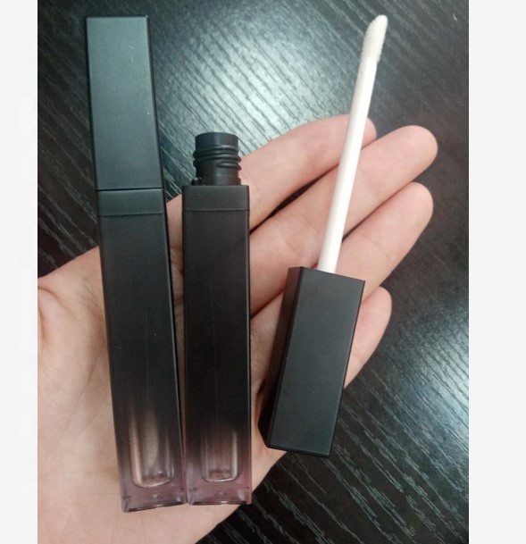 2021 In Stock Empty Gradient Black Square Lip Gloss Tube Luxury Liquid Lipstick Container Lipgloss Packaging With Wands Brush